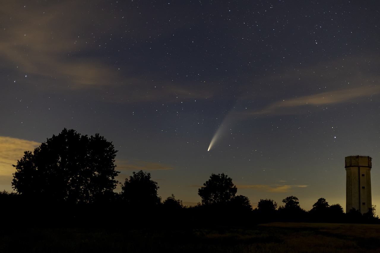 夜空、見上げてますか？